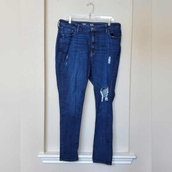 Old Navy Rockstar Extra High Rise Distressed Jeans.   Size 18 - Picture 1 of 5